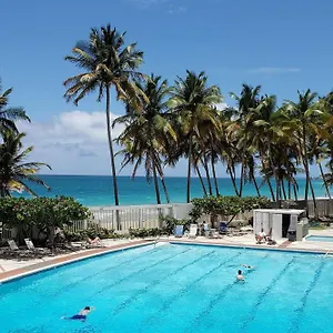 Kasa Palmas Ocean View Beachfront Pool San Juan